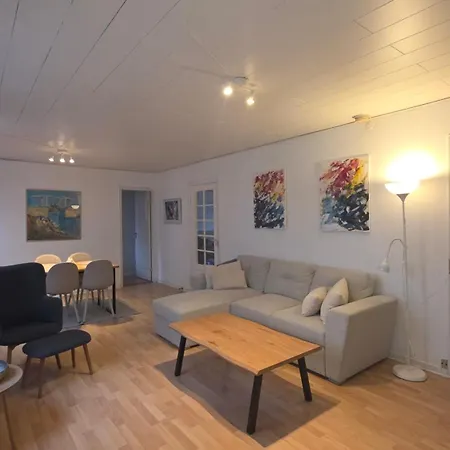 아파트 Plads Til Bornefamilien I Hjertet Af *